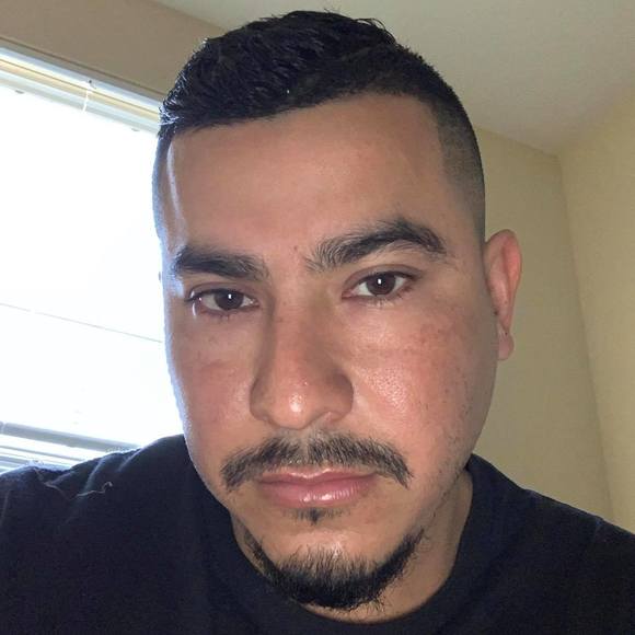 Meet your Posher, Juan - Picture 1 of 1